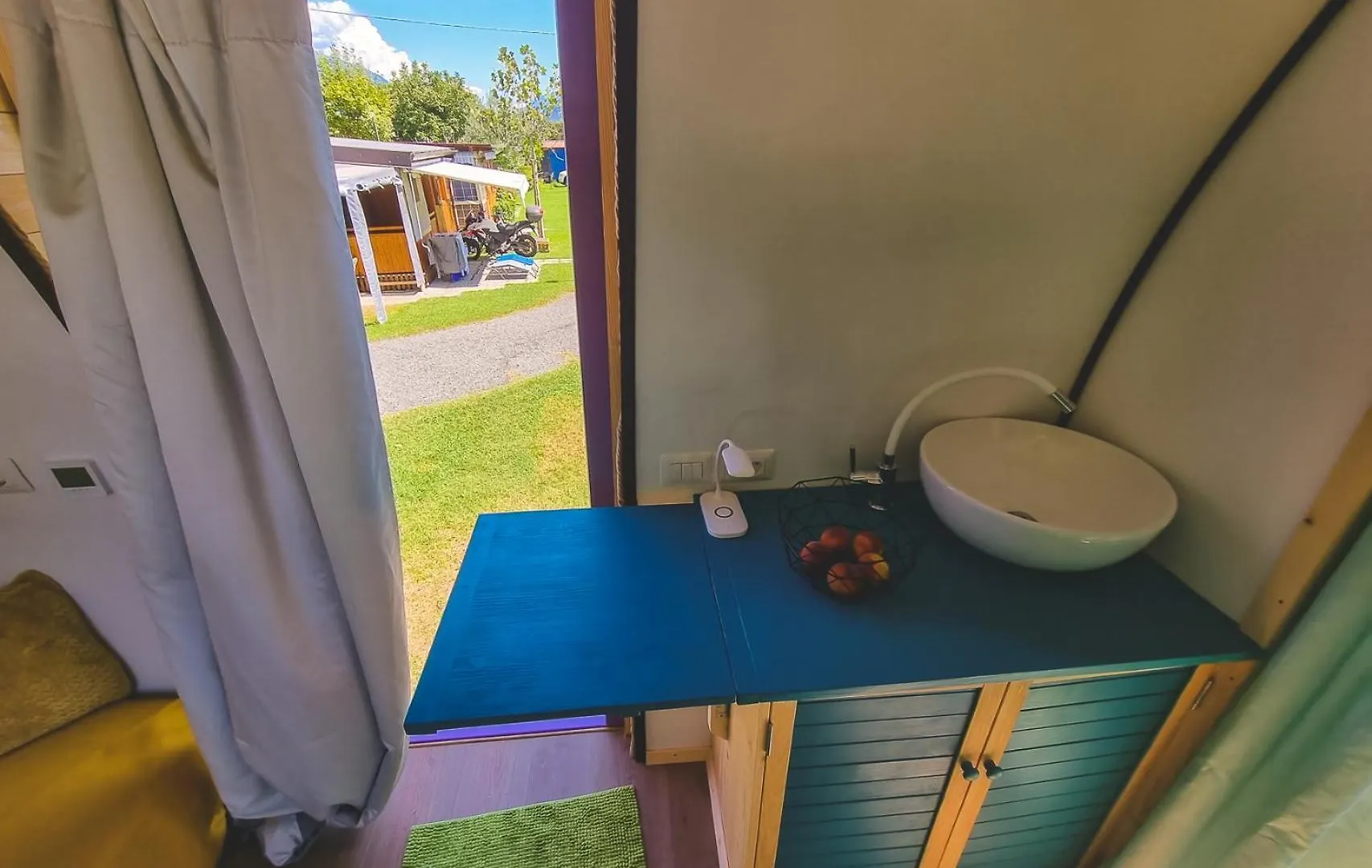 Central Tiny Houses Bucureşti