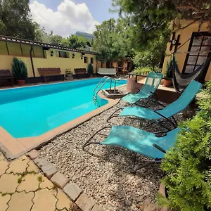 Casa Mica Bukareszt